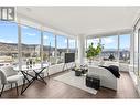 1181 Sunset Drive Unit# 802, Kelowna, BC  - Indoor Photo Showing Living Room 