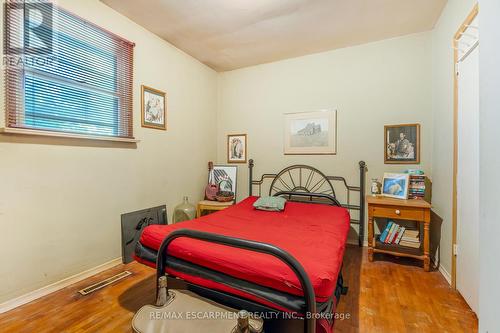 336 Margaret Avenue, Hamilton, ON - Indoor Photo Showing Bedroom