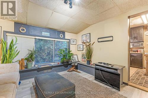 336 Margaret Avenue, Hamilton, ON - Indoor