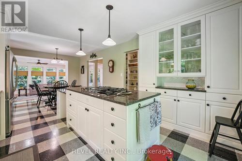 8181 Indian Trail, Guelph/Eramosa, ON - Indoor Photo Showing Kitchen