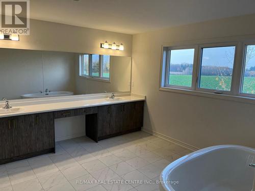 260 Rea Drive, Centre Wellington, ON - Indoor Photo Showing Bathroom