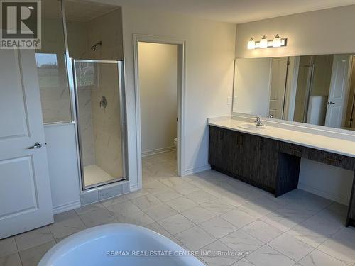 260 Rea Drive, Centre Wellington, ON - Indoor Photo Showing Bathroom