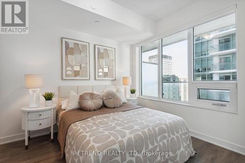 2215 - 195 Redpath Avenue, Toronto, ON - Indoor Photo Showing Bedroom