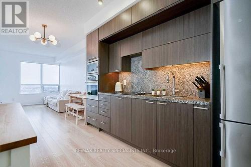 1405 - 120 Harrison Garden Boulevard, Toronto, ON - Indoor Photo Showing Kitchen With Upgraded Kitchen