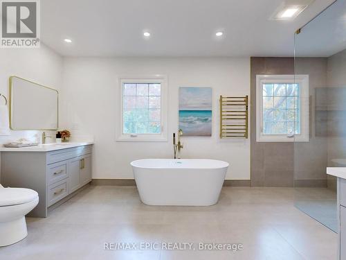 26 Bluffwood Drive, Toronto, ON - Indoor Photo Showing Bathroom