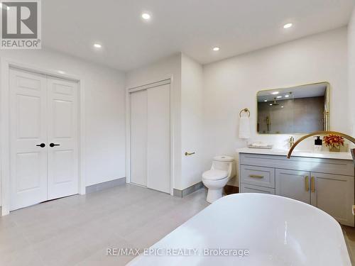 26 Bluffwood Drive, Toronto, ON - Indoor Photo Showing Bathroom