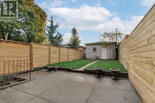 32A Arlington Avenue, Toronto, ON - Outdoor