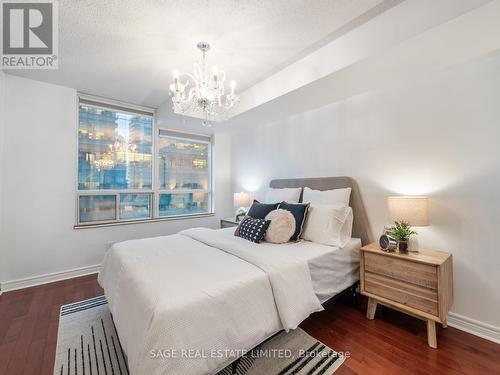 1705 - 30 Grand Trunk Crescent, Toronto, ON - Indoor Photo Showing Bedroom