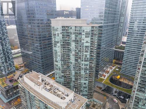 1705 - 30 Grand Trunk Crescent, Toronto, ON - Outdoor With Facade