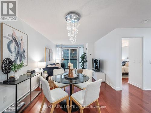 1705 - 30 Grand Trunk Crescent, Toronto, ON - Indoor Photo Showing Dining Room