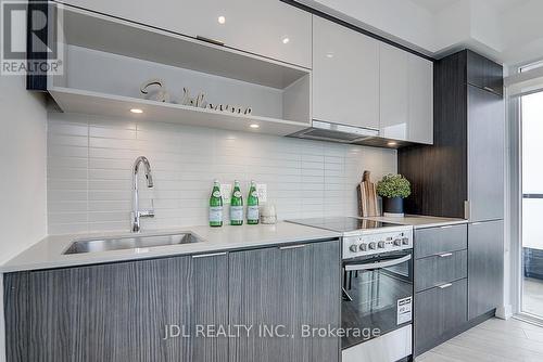 3107 - 159 Wellesley Street E, Toronto, ON - Indoor Photo Showing Kitchen