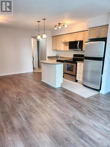 1113 - 18 Yonge Street, Toronto, ON - Indoor Photo Showing Kitchen