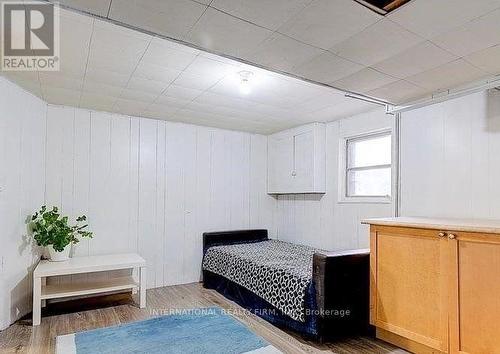 8 Farrell Avenue, Toronto, ON - Indoor Photo Showing Bedroom