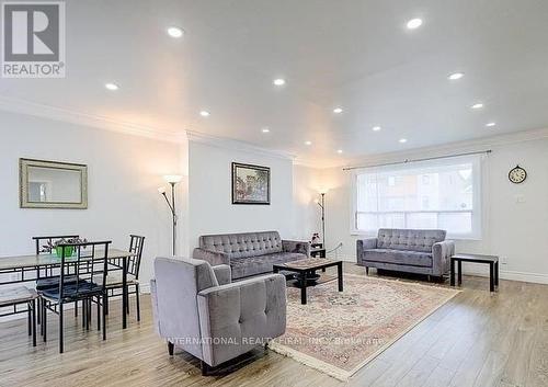 8 Farrell Avenue, Toronto, ON - Indoor Photo Showing Living Room