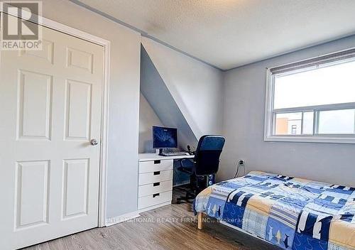 8 Farrell Avenue, Toronto, ON - Indoor Photo Showing Bedroom