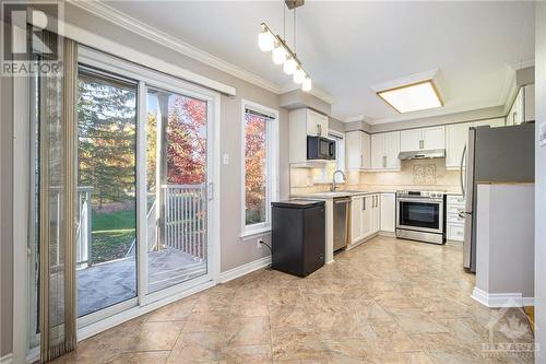 102 Briston Private, Ottawa, ON - Indoor Photo Showing Kitchen With Stainless Steel Kitchen