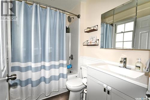 500 20Th Street E, Prince Albert, SK - Indoor Photo Showing Bathroom