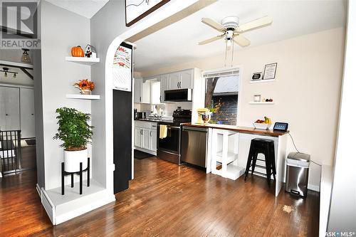 500 20Th Street E, Prince Albert, SK - Indoor Photo Showing Kitchen