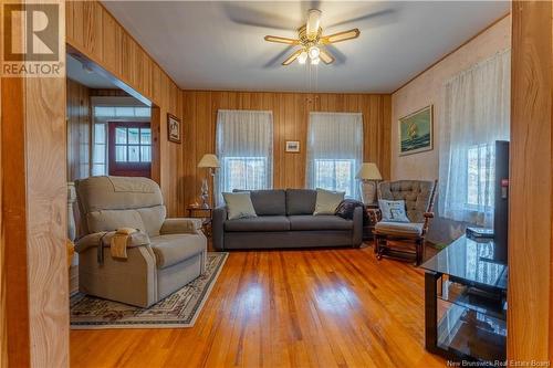 85 Letete Road, St George, NB - Indoor Photo Showing Living Room