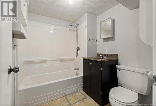 193 Reade Street, Moncton, NB - Indoor Photo Showing Bathroom