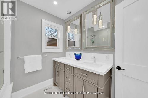 7892 5Th Side Road, Adjala-Tosorontio, ON - Indoor Photo Showing Bathroom