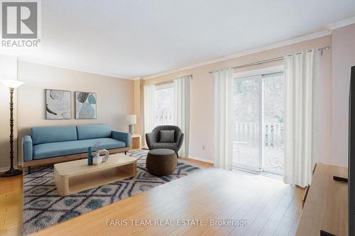 48 - 72 Adelaide Street, Barrie, ON - Indoor Photo Showing Living Room