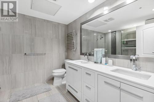 103 199 Victory Ship Way, North Vancouver, BC - Indoor Photo Showing Bathroom