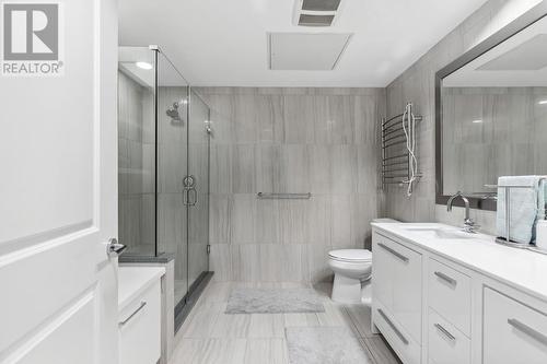 103 199 Victory Ship Way, North Vancouver, BC - Indoor Photo Showing Bathroom