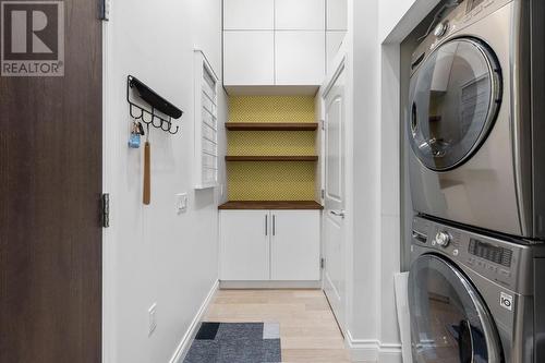 103 199 Victory Ship Way, North Vancouver, BC - Indoor Photo Showing Laundry Room