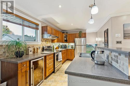 3 Coniston Avenue, Brampton, ON - Indoor Photo Showing Kitchen With Double Sink