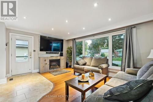 3 Coniston Avenue, Brampton, ON - Indoor Photo Showing Living Room With Fireplace