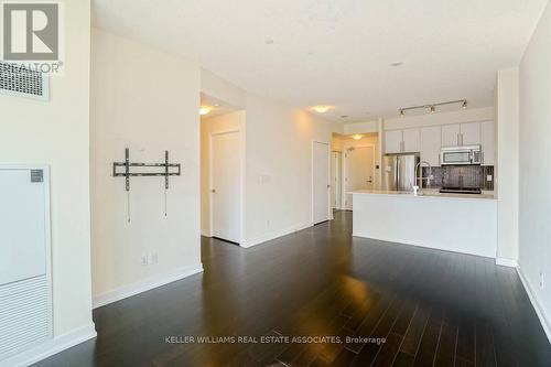 2809 - 4011 Brickstone Mews, Mississauga, ON - Indoor Photo Showing Kitchen