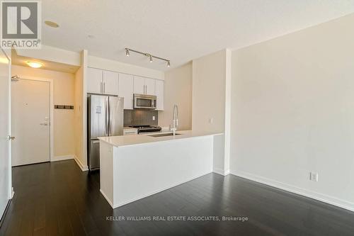 2809 - 4011 Brickstone Mews, Mississauga, ON - Indoor Photo Showing Kitchen