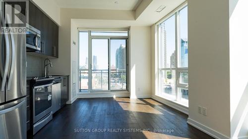 518 - 4011 Brickstone Mews, Mississauga, ON - Indoor