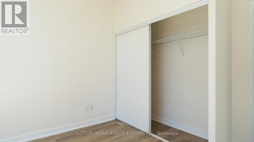 518 - 4011 Brickstone Mews, Mississauga, ON - Indoor Photo Showing Other Room