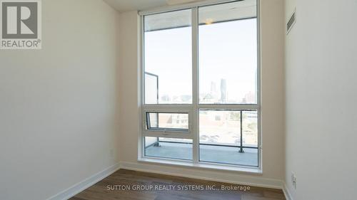 518 - 4011 Brickstone Mews, Mississauga, ON - Indoor Photo Showing Other Room