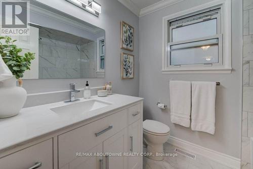 1670 Saltdene Terrace, Mississauga, ON - Indoor Photo Showing Bathroom