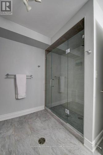 1670 Saltdene Terrace, Mississauga, ON - Indoor Photo Showing Bathroom