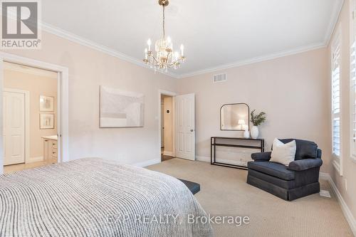 42 Butternut Grove Lane, Hamilton, ON - Indoor Photo Showing Bedroom