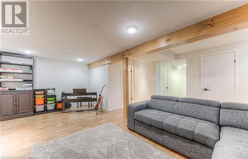 360 University Downs Crescent, Waterloo, ON - Indoor Photo Showing Living Room