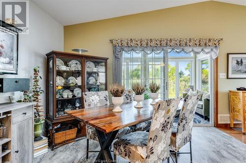 1164 Heritage Road, Kingsville, ON - Indoor Photo Showing Dining Room