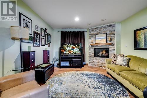 1164 Heritage Road, Kingsville, ON - Indoor Photo Showing Living Room With Fireplace