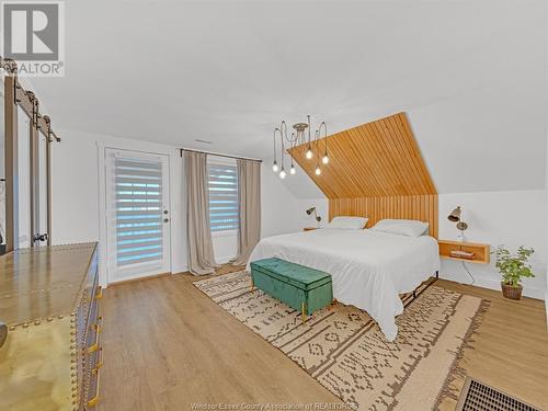 125 Queens Avenue, Leamington, ON - Indoor Photo Showing Bedroom