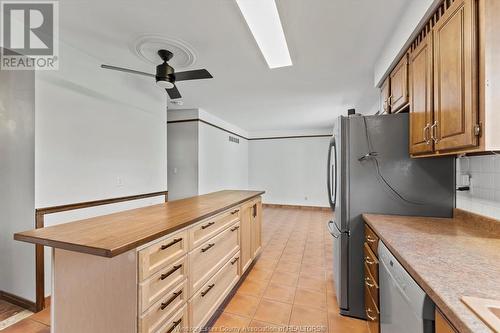 1643 Askin, Windsor, ON - Indoor Photo Showing Kitchen