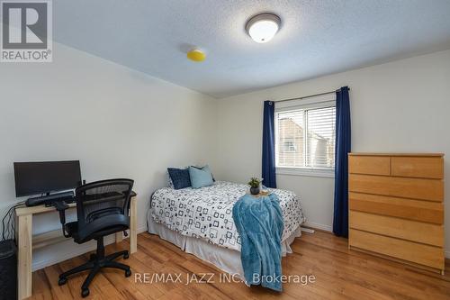 1384 Lyncroft Crescent, Oshawa (Taunton), ON - Indoor Photo Showing Bedroom