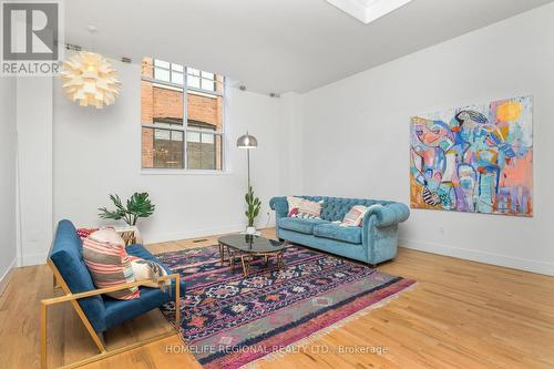 6 - 62 Claremont Street, Toronto, ON - Indoor Photo Showing Living Room