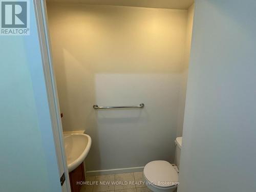 3503 - 8 York Street, Toronto, ON - Indoor Photo Showing Bathroom