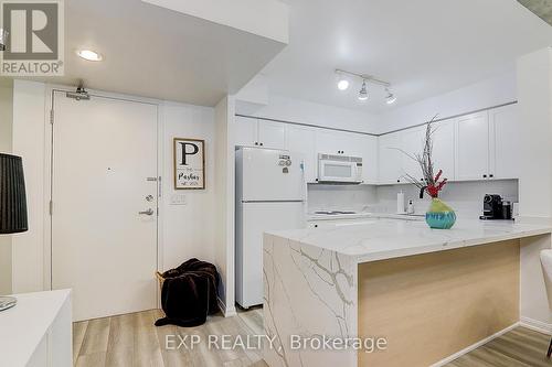 304 - 311 Richmond Street E, Toronto, ON - Indoor Photo Showing Kitchen