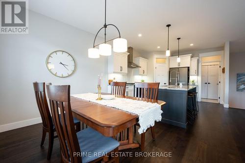 1 Sunrise Lane, Lambton Shores (Grand Bend), ON - Indoor Photo Showing Dining Room