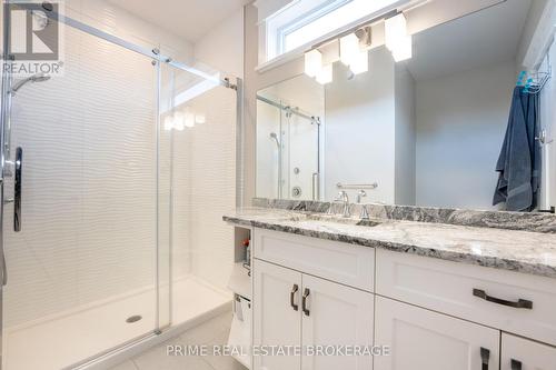 1 Sunrise Lane, Lambton Shores (Grand Bend), ON - Indoor Photo Showing Bathroom